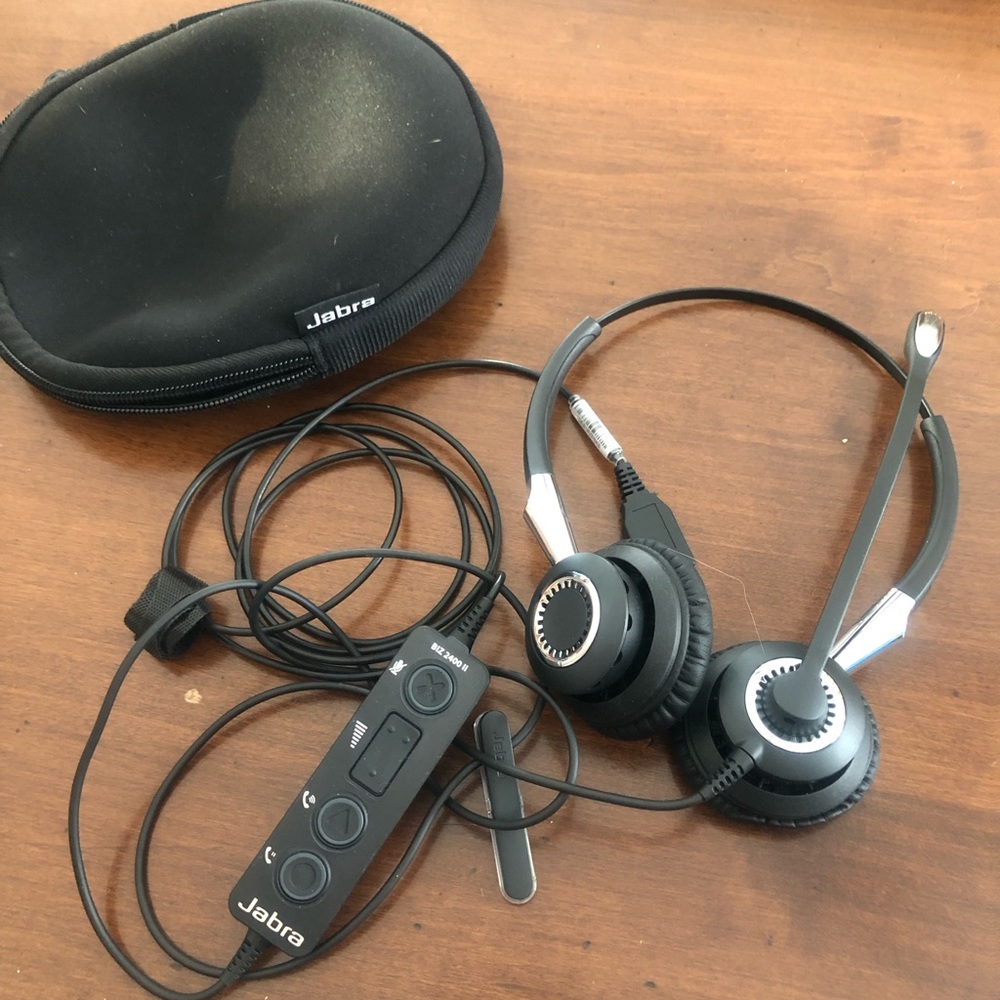 Jabra Evolve headset with microphone - USB connection